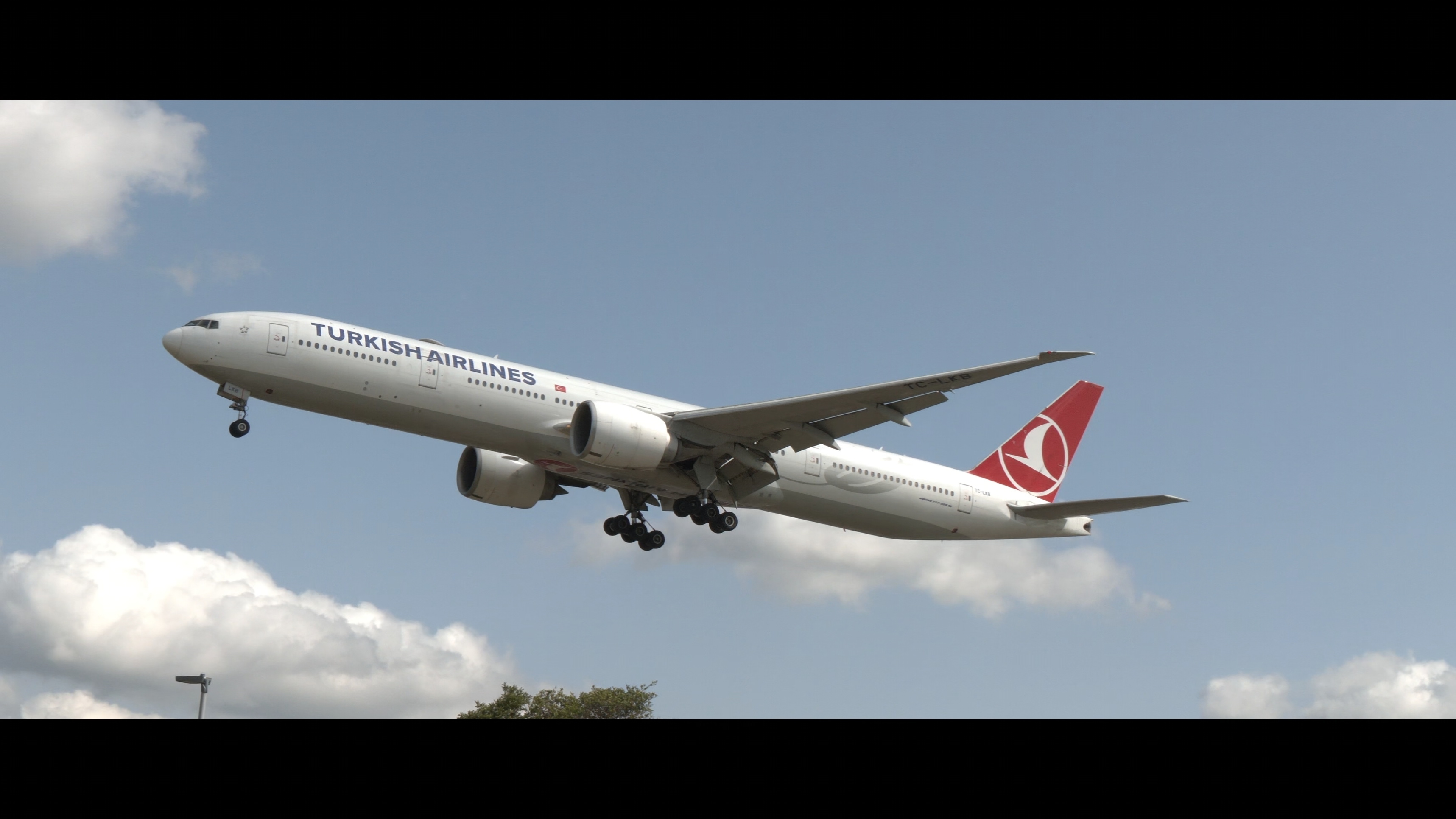 Turkish Airlines Boeing 777